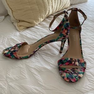 Kelly & Katie multicolored heels